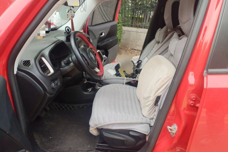 Used Jeep Renegade 2016 1.4T Automatic Jingneng Version+ Left Front Seat