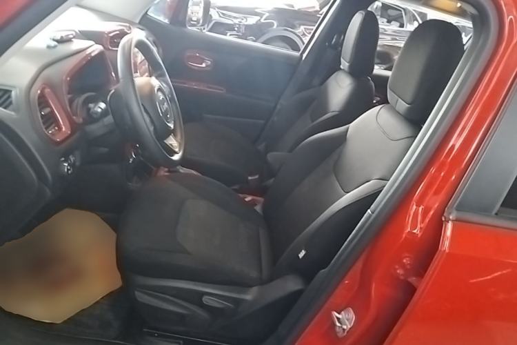 Used Jeep Renegade 2016 1.4T Automatic Jingneng Version+ Left Front Seat