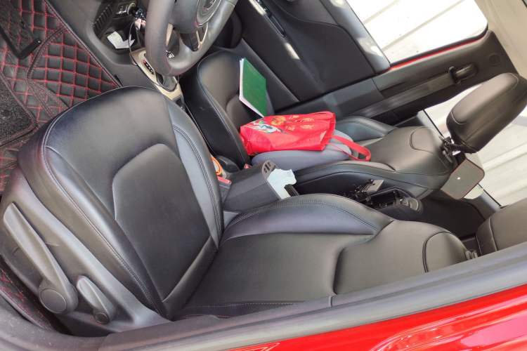Used Jeep Renegade 2016 1.4T Automatic Jingneng Edition Left Front Seat