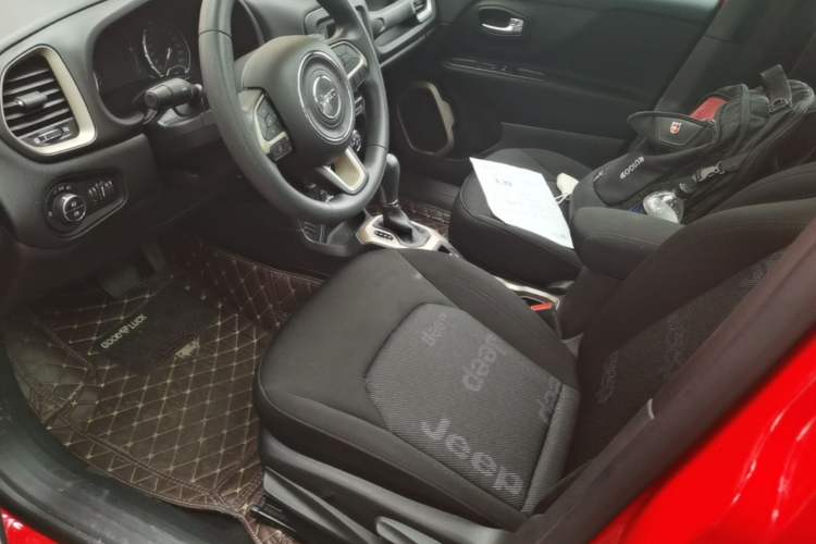 Used Jeep Renegade 2016 1.4T Automatic Jingneng Edition Left Front Seat
