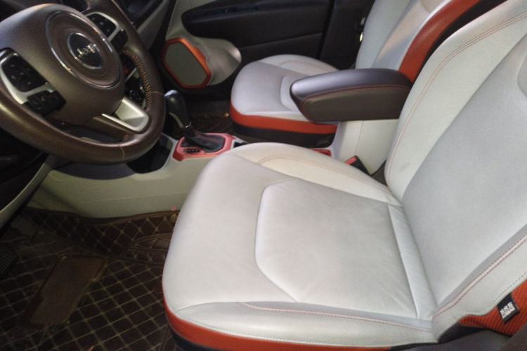 Used Jeep Renegade 2016 1.4T Automatic Smart Edition Left Front Seat