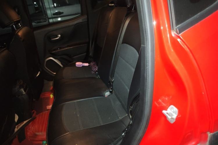 Used Jeep Renegade 2016 1.4T Automatic Jingneng Version+ Left Rear Seat