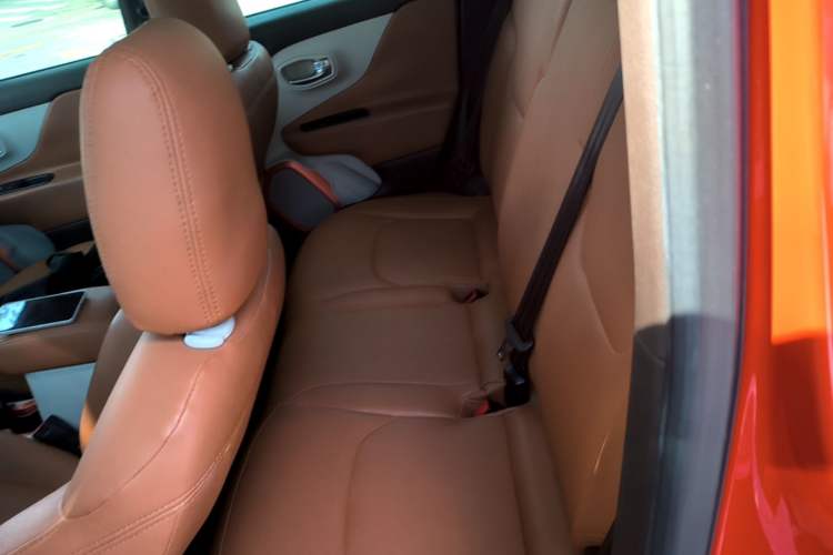 Used Jeep Renegade 2016 1.4T Automatic Jingneng Edition Left Rear Seat