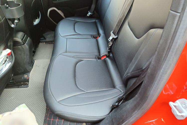 Used Jeep Renegade 2016 1.4T Automatic High-Energy Version Left Rear Seat