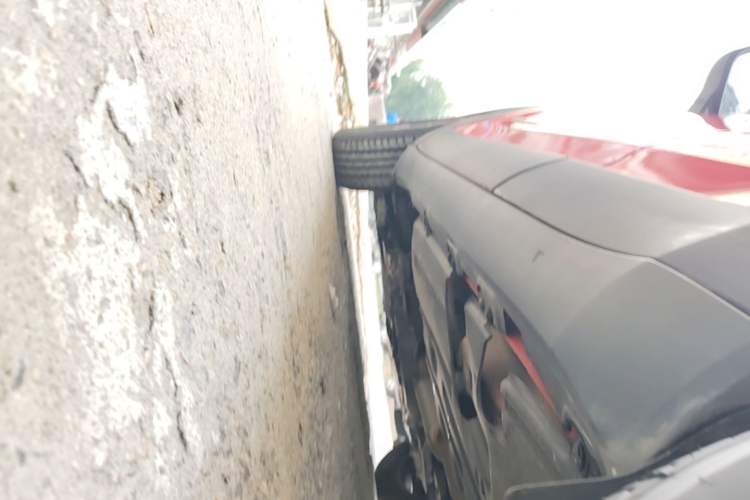 Used Jeep Renegade 2016 1.4T Automatic Kinetic Edition Left Side Sill