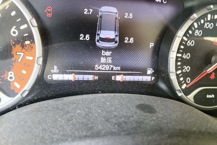 Used Jeep Renegade 2016 1.4T Automatic Jingneng Version+ Odometer Close Up