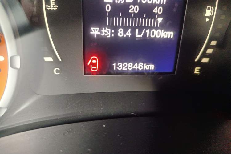 Used Jeep Renegade 2016 1.4T Automatic High-Energy Version Odometer Close Up