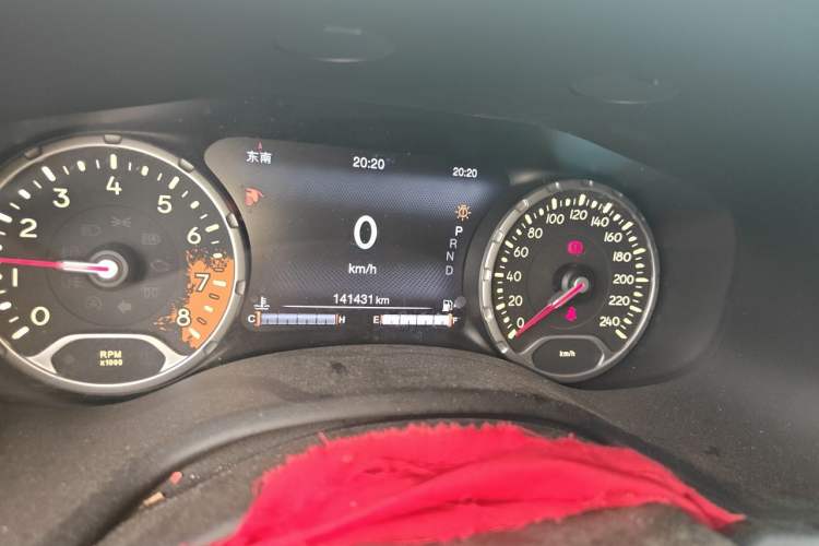 Used Jeep Renegade 2016 1.4T Automatic Jingneng Version+ Odometer Close Up