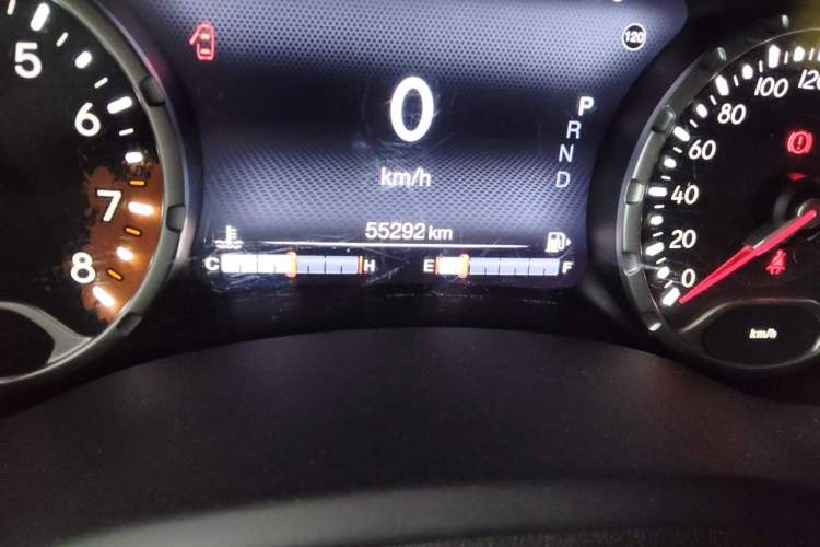 Used Jeep Renegade 2016 1.4T Automatic Smart Edition Odometer Close Up