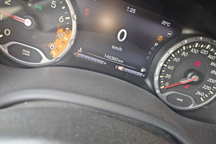 Used Jeep Renegade 2016 1.4T Automatic Jingneng Version+ Odometer Close Up