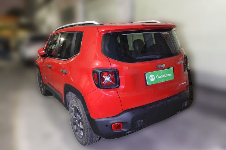 Used Jeep Renegade 2016 1.4T Automatic High-Energy Version Rear Left 45 Deg