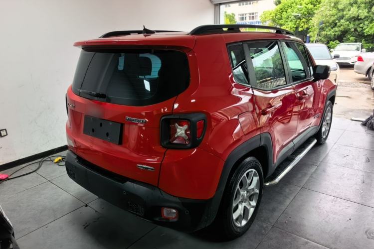 Used Jeep Renegade 2016 1.4T Automatic Jingneng Edition Rear Right 45 Deg