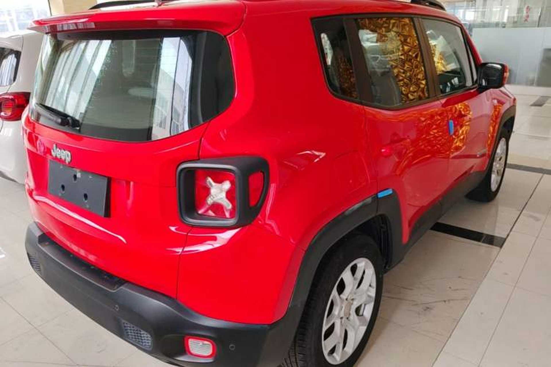 Used Jeep Renegade 2016 1.4T Automatic Jingneng Edition Rear Right 45 Deg
