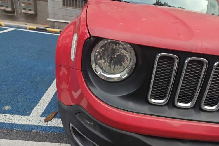 Used Jeep Renegade 2016 1.4T Automatic Jingneng Edition Right Front Headlight