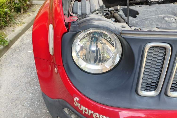 Used Jeep Renegade 2016 1.4T Automatic Jingneng Edition Right Front Headlight