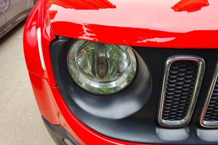Used Jeep Renegade 2016 1.4T Automatic Jingneng Edition Right Front Headlight