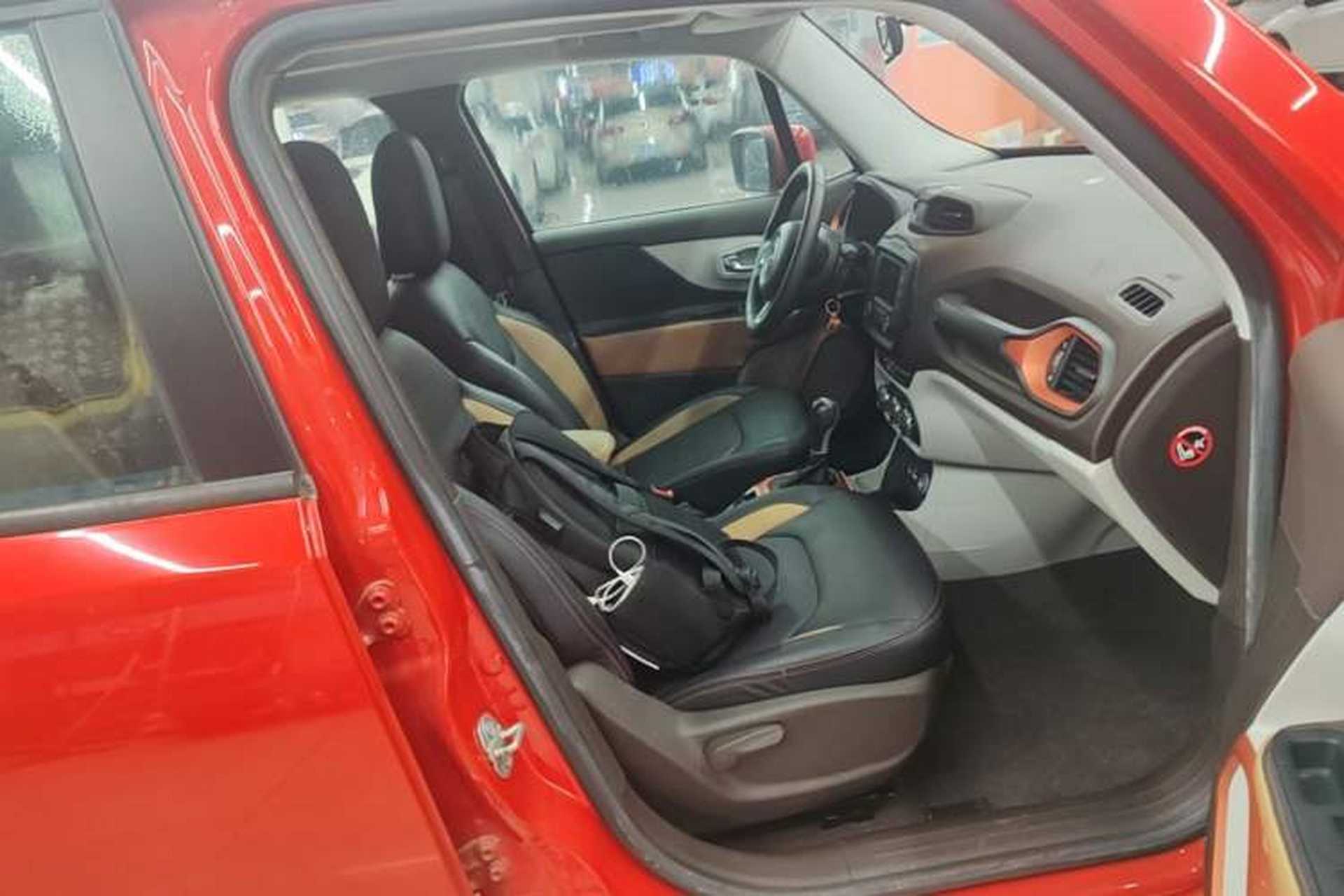 Used Jeep Renegade 2016 1.4T Automatic Jingneng Edition Right Front Seat