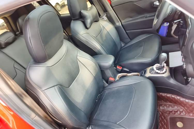 Used Jeep Renegade 2016 1.4T Automatic Jingneng Edition Right Front Seat