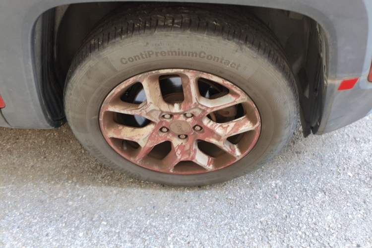 Used Jeep Renegade 2016 1.4T Automatic Jingneng Edition Right Front Wheel Hub