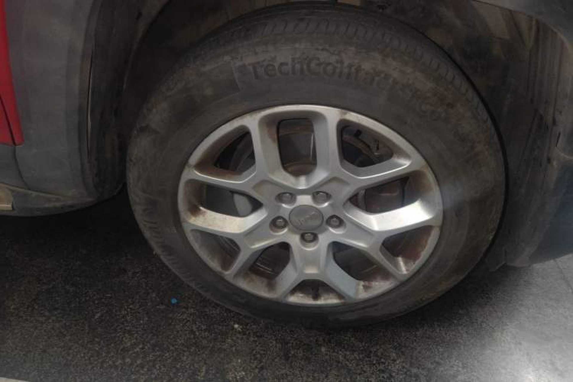 Used Jeep Renegade 2016 1.4T Automatic Jingneng Edition Right Front Wheel Hub