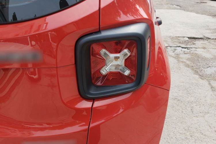 Used Jeep Renegade 2016 1.4T Automatic Kinetic Edition Right Rear Taillight