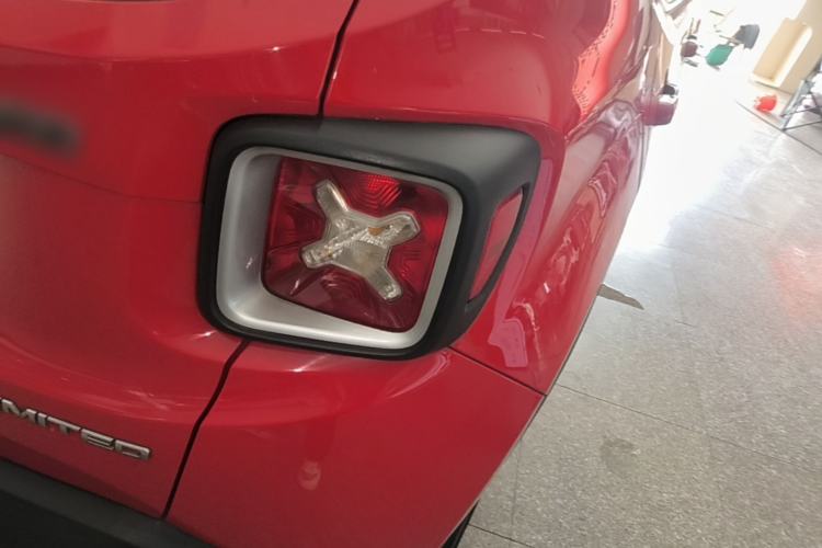 Used Jeep Renegade 2016 1.4T Automatic Smart Edition Right Rear Taillight