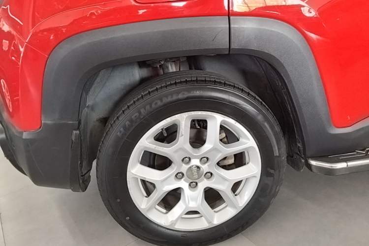 Used Jeep Renegade 2016 1.4T Automatic Jingneng Version+ Right Rear Wheel Hub