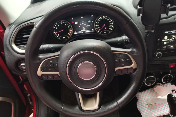 Used Jeep Renegade 2016 1.4T Automatic Jingneng Version+ Steering Wheel