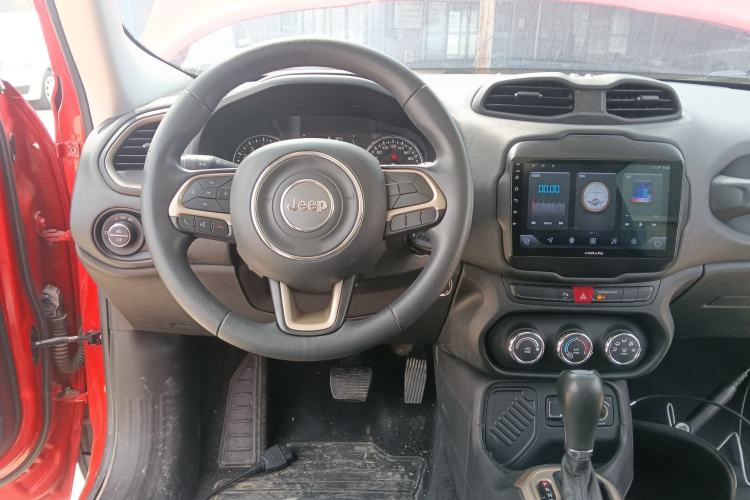 Used Jeep Renegade 2016 1.4T Automatic Jingneng Edition Steering Wheel