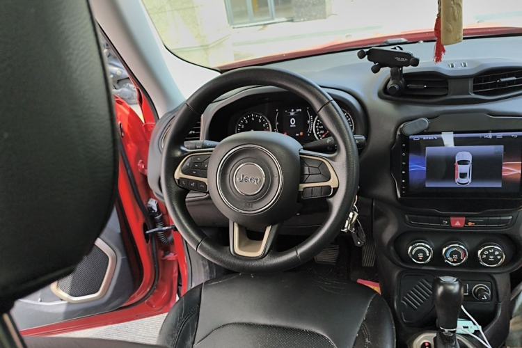 Used Jeep Renegade 2016 1.4T Automatic Jingneng Edition Steering Wheel