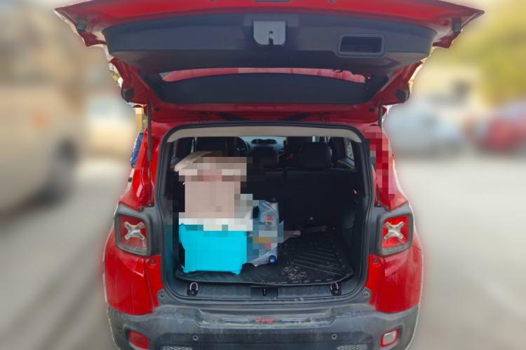 Used Jeep Renegade 2016 1.4T Automatic High-Energy Version Trunk