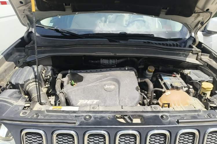 Used Jeep Renegade 2016 1.4T Automatic Jingneng Version+ Engine Bay