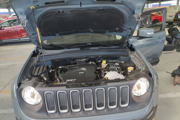Used Jeep Renegade 2016 1.4T Automatic High-Energy Version Engine Bay