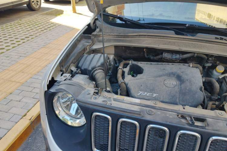 Used Jeep Renegade 2016 1.4T Automatic Jingneng Version+ Engine Bay Right