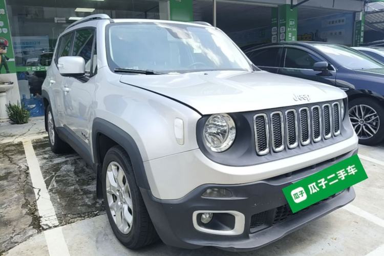 Used Jeep Renegade 2016 1.4T Automatic Jingneng Version+ Front Right 45 Deg