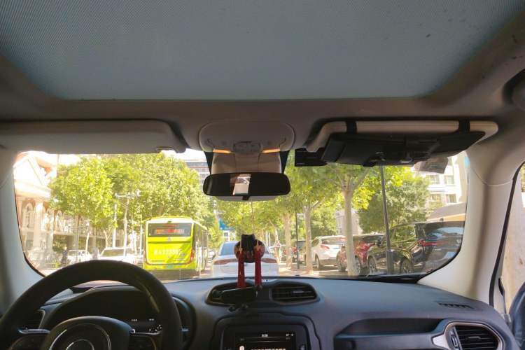 Used Jeep Renegade 2016 1.4T Automatic Jingneng Version+ Headliner