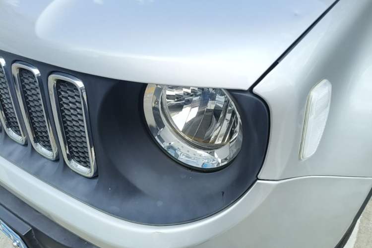Used Jeep Renegade 2016 1.4T Automatic Jingneng Version+ Left Front Headlight