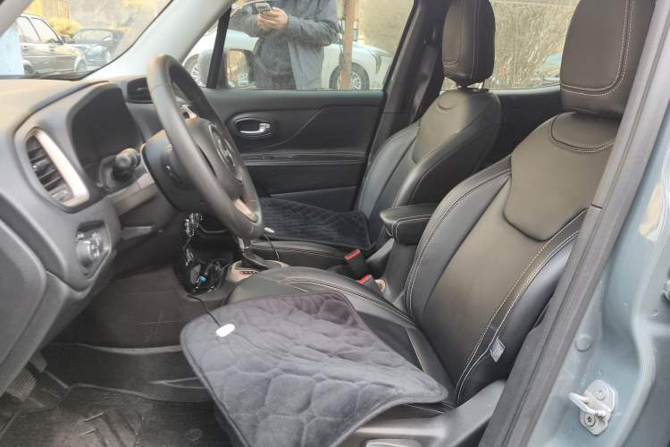 Used Jeep Renegade 2016 1.4T Automatic Jingneng Edition Left Front Seat