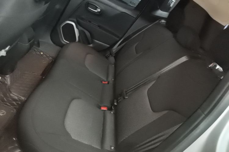 Used Jeep Renegade 2016 1.4T Automatic Jingneng Version+ Left Rear Seat