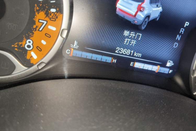 Used Jeep Renegade 2016 1.4T Automatic Jingneng Version+ Odometer Close Up