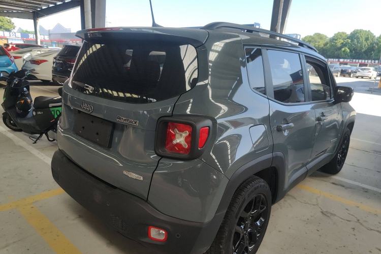 Used Jeep Renegade 2016 1.4T Automatic High-Energy Version Rear Right 45 Deg