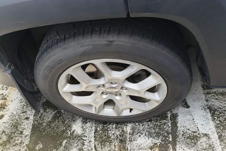 Used Jeep Renegade 2016 1.4T Automatic Jingneng Version+ Right Rear Wheel Hub