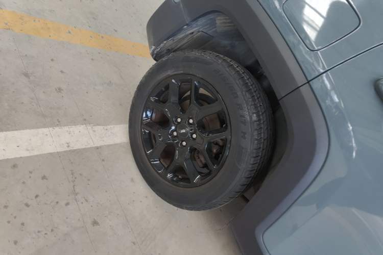 Used Jeep Renegade 2016 1.4T Automatic High-Energy Version Right Rear Wheel Hub