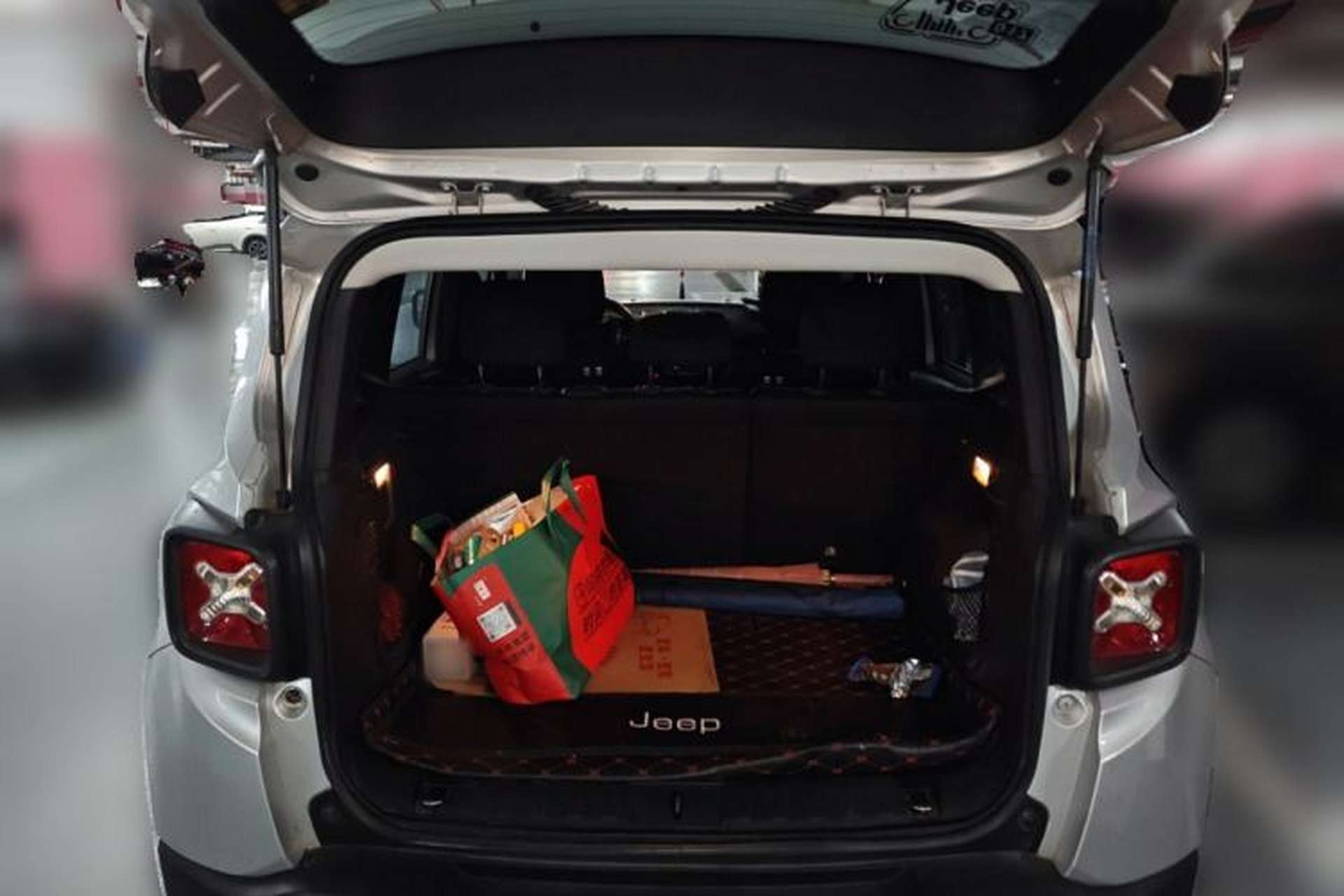 Used Jeep Renegade 2016 1.4T Automatic Jingneng Edition Trunk