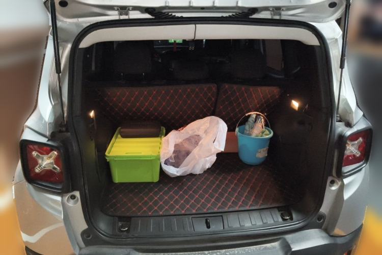 Used Jeep Renegade 2016 1.4T Automatic Jingneng Version+ Trunk