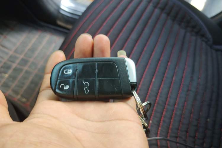 Used Jeep Renegade 2016 1.4T Automatic Jingneng Version+ Vehicle Key