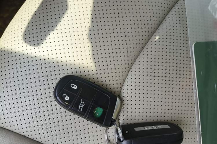 Used Jeep Renegade 2016 1.4T Automatic Jingneng Version+ Vehicle Key