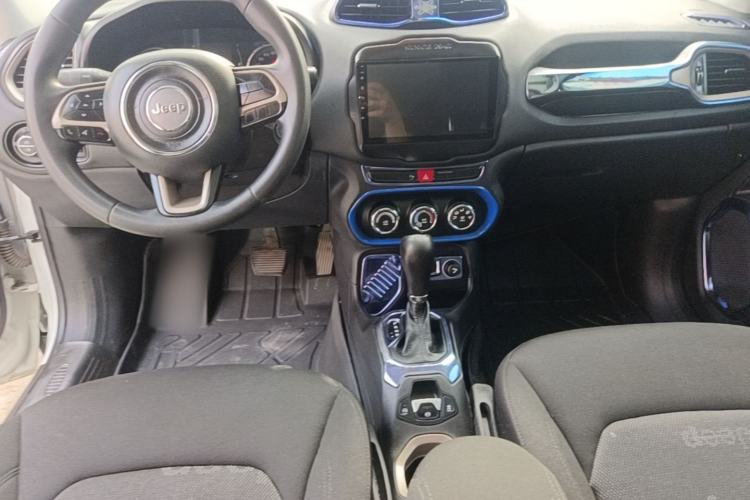Used Jeep Renegade 2016 1.4T Automatic Jingneng Edition Center Console