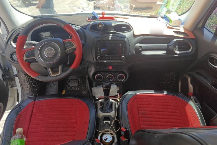 Used Jeep Renegade 2016 1.4T Automatic Jingneng Version+ Center Console
