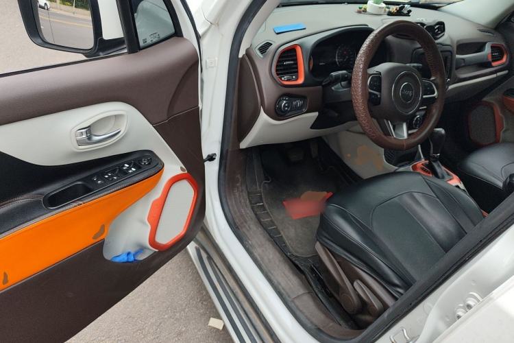 Used Jeep Renegade 2016 1.4T Automatic Jingneng Version+ Driver Seat